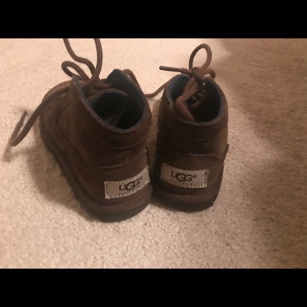 Ugg NEUMEL toddler boy size 10